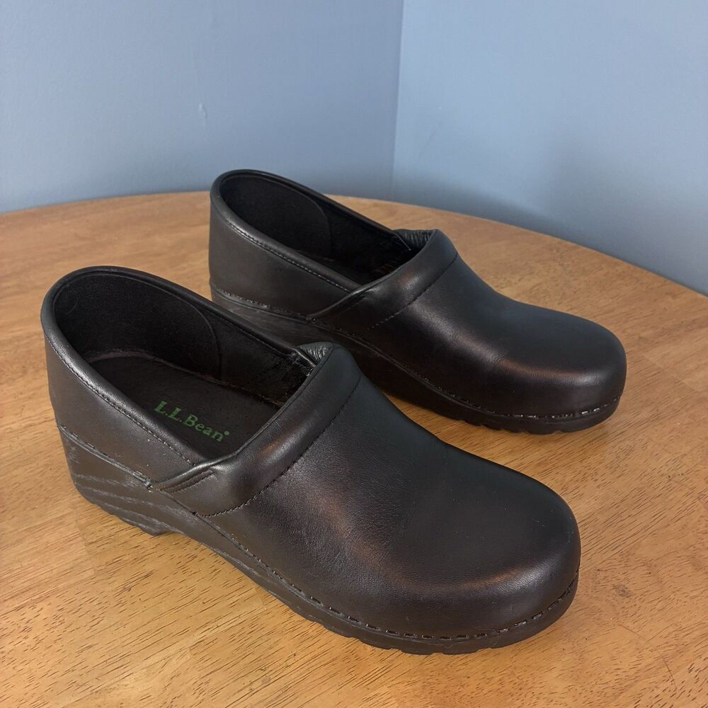 L.L. Bean Classic Black Clogs Slip‑On Comfort Shoes Women’s Size 8M